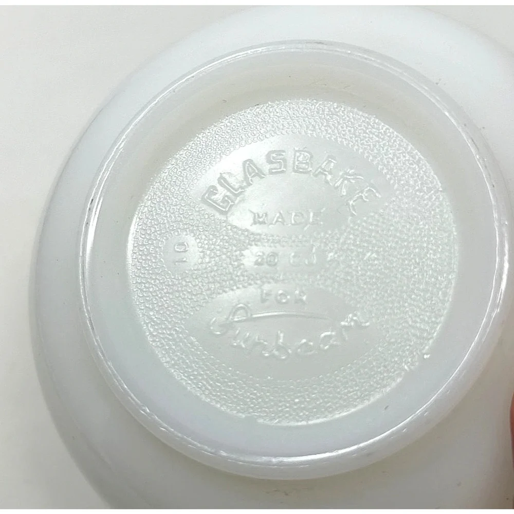 Glasbake for Sunbeam White Milk Glass Mixing Bowl Pour Spout 6.5
